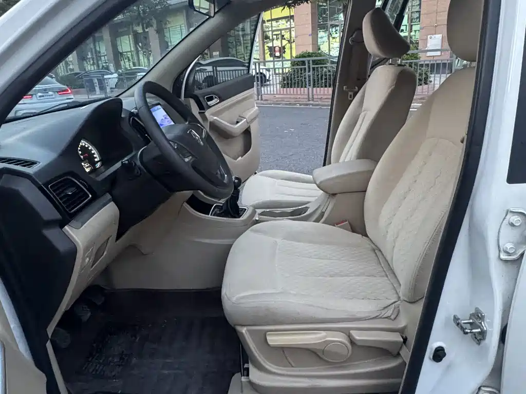 Baojun 730 — миниатюра 8