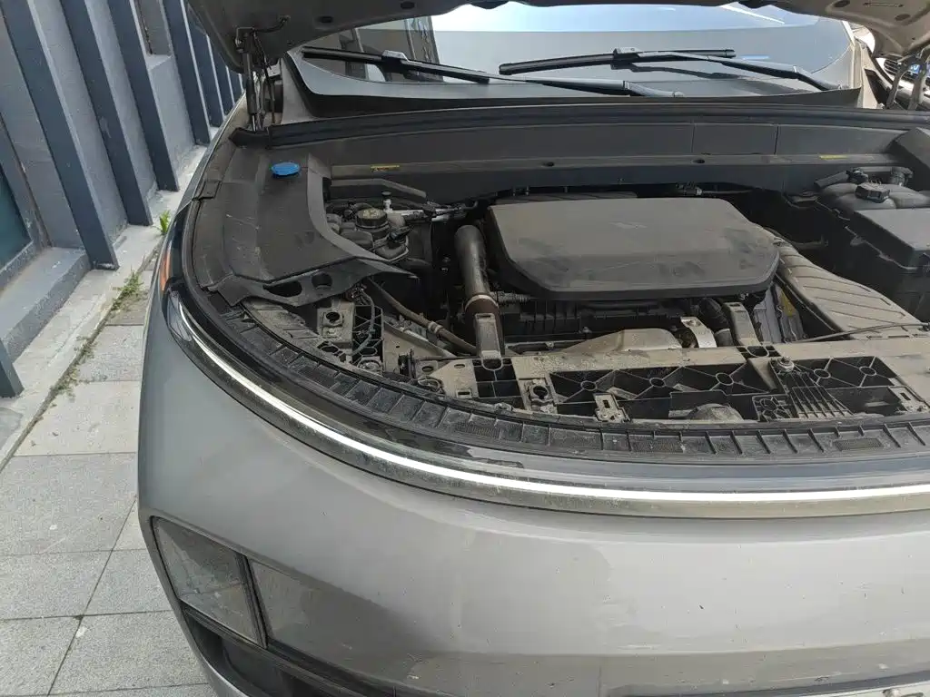 Li Auto Li L8 — миниатюра 22