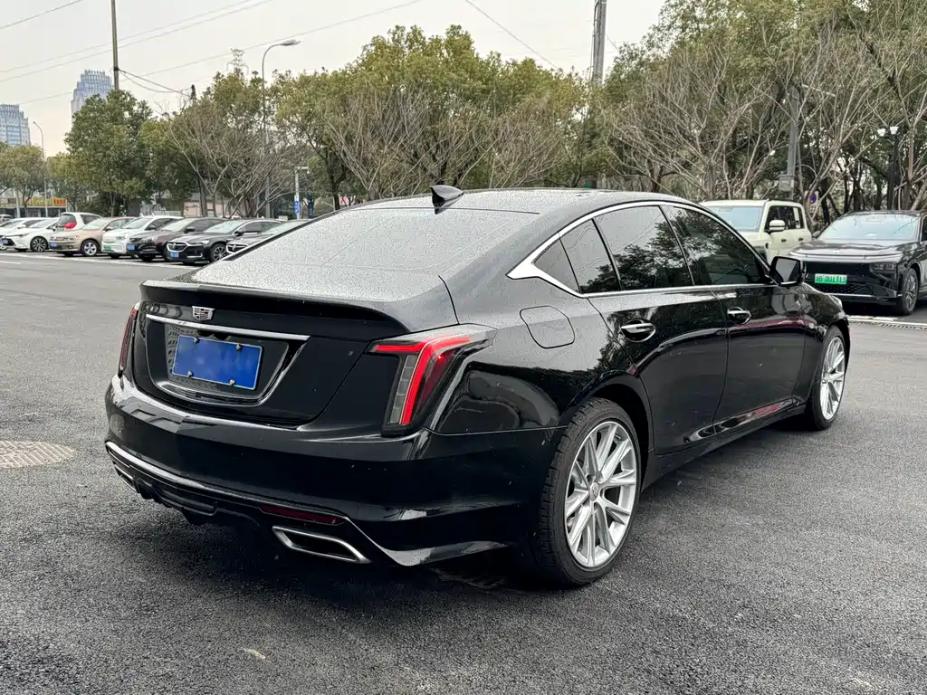 CADILLAC CT5