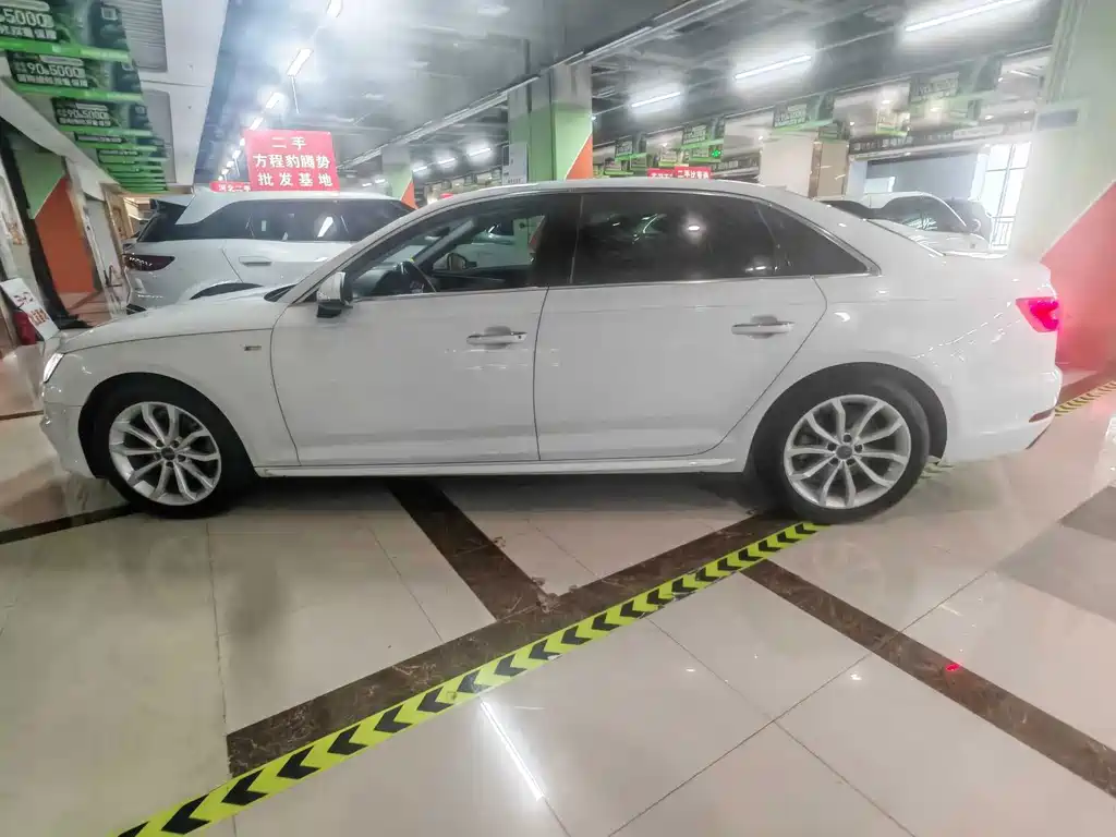 Audi A4L — миниатюра 2