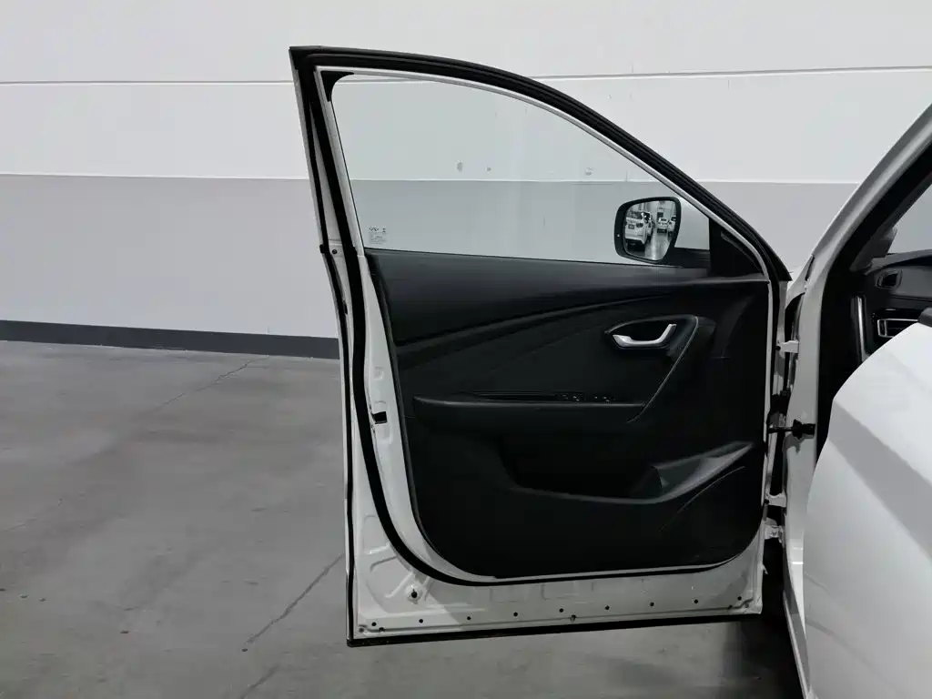 Jetour X70M — миниатюра 8