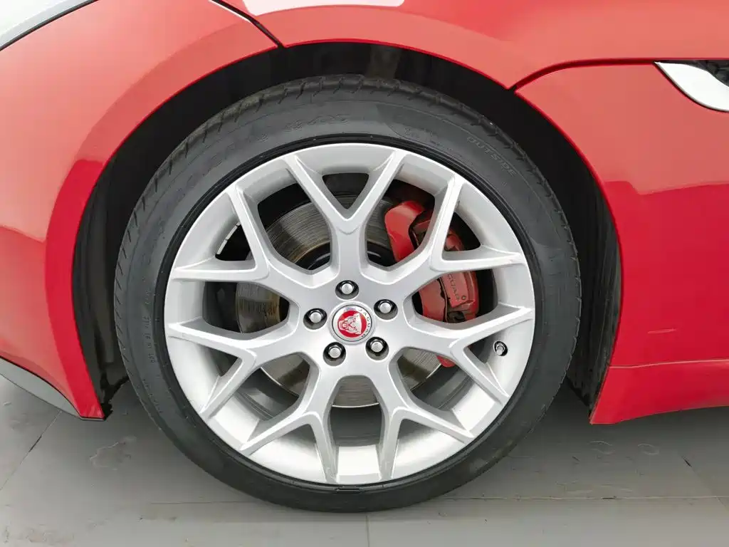 Jaguar F-TYPE — миниатюра 17