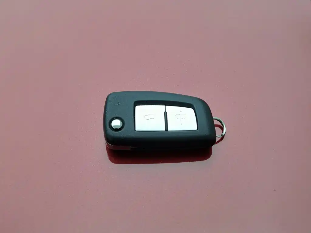 Nissan Tiida — миниатюра 19