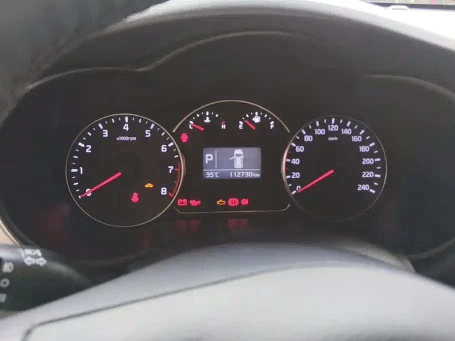 Kia Carens — миниатюра 14