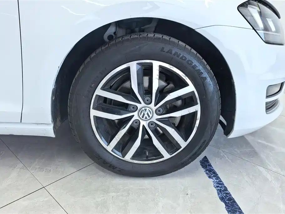 Volkswagen Golf 2016 1.4TSI 25