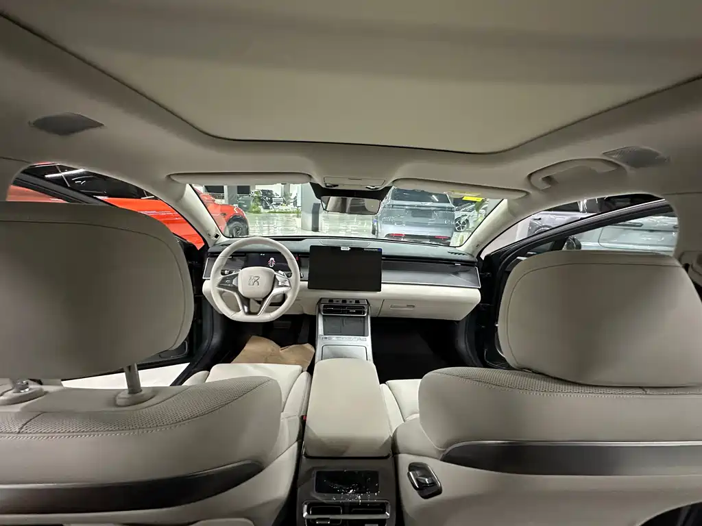 BYD Han L — миниатюра 6