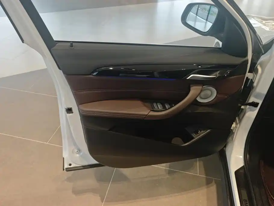 BMW X1 — миниатюра 7