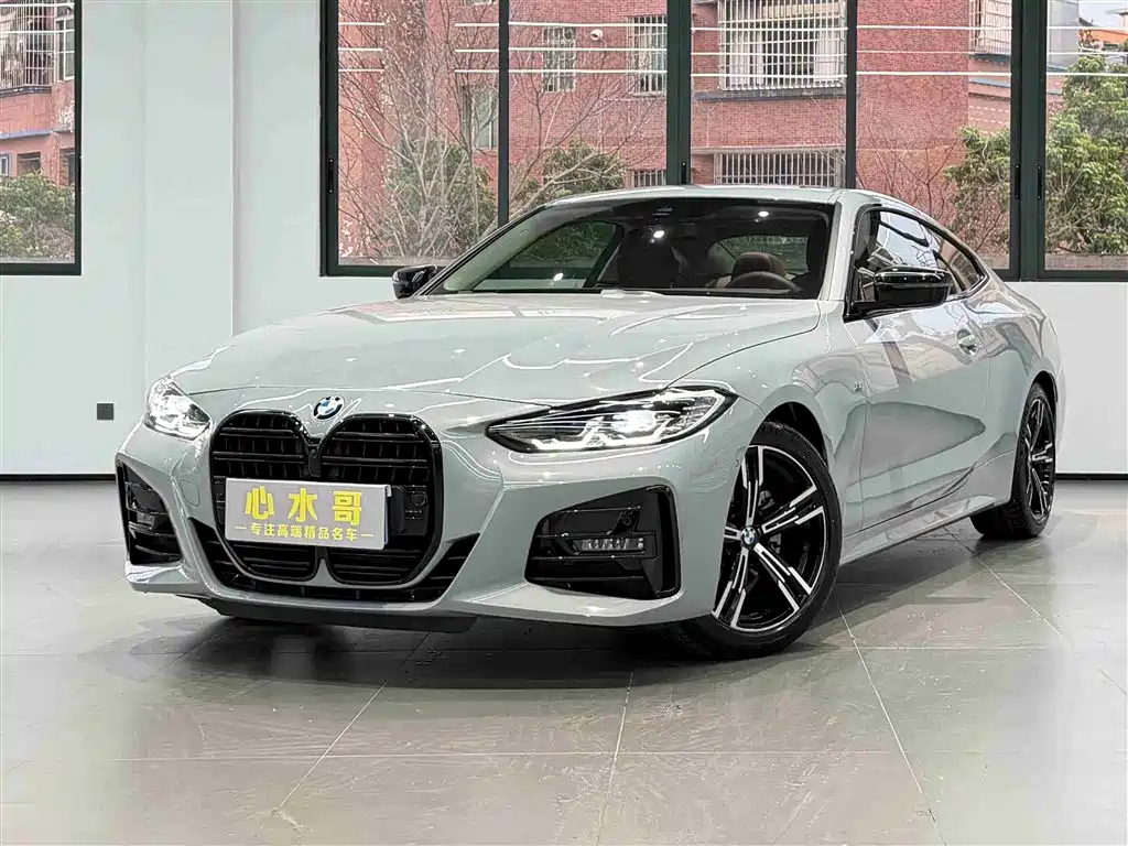 BMW 4 SERIES