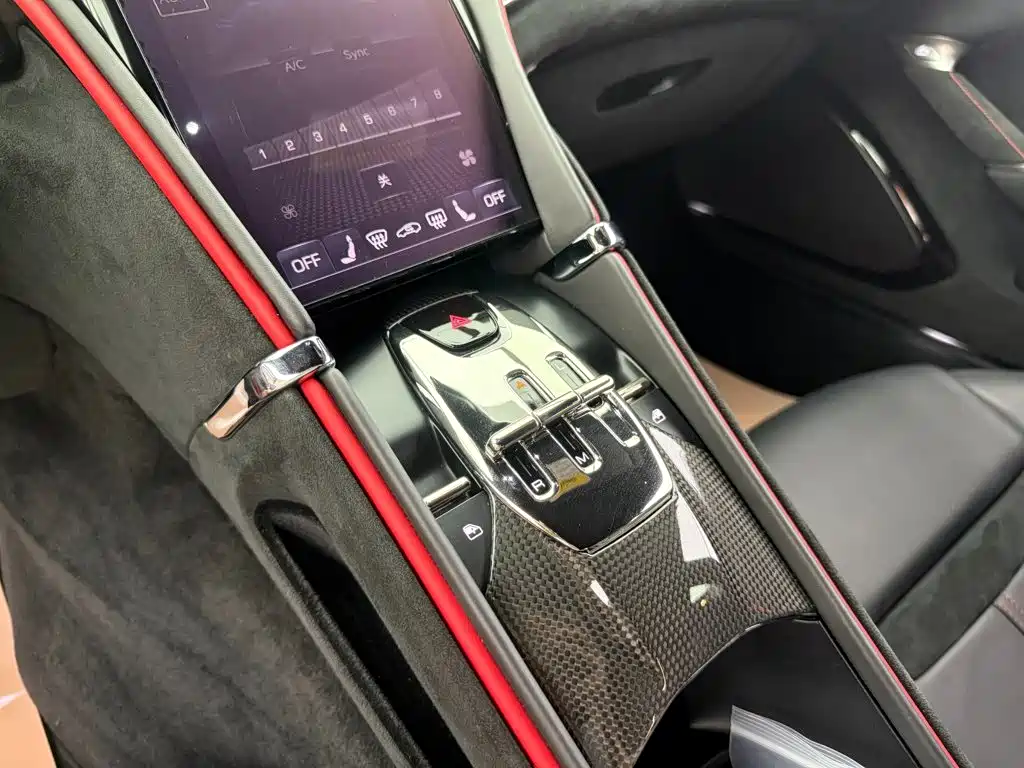 Ferrari Roma — миниатюра 10