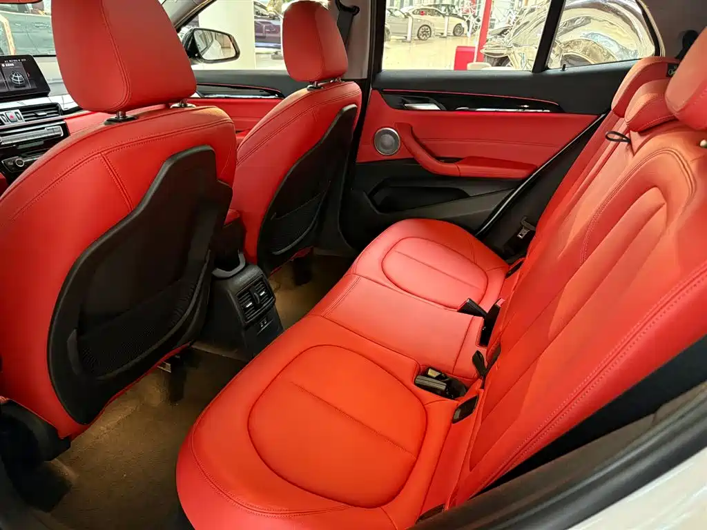 BMW X2 2023 sDrive25i M Sport