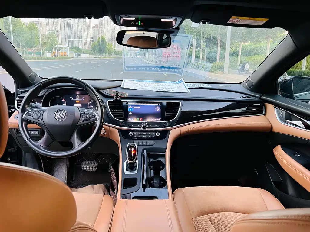 Buick LaCrosse — миниатюра 6