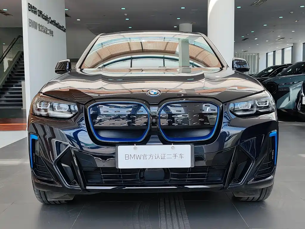 BMW iX3 2022 Lead