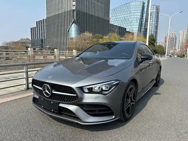 MERCEDES-BENZ CLA