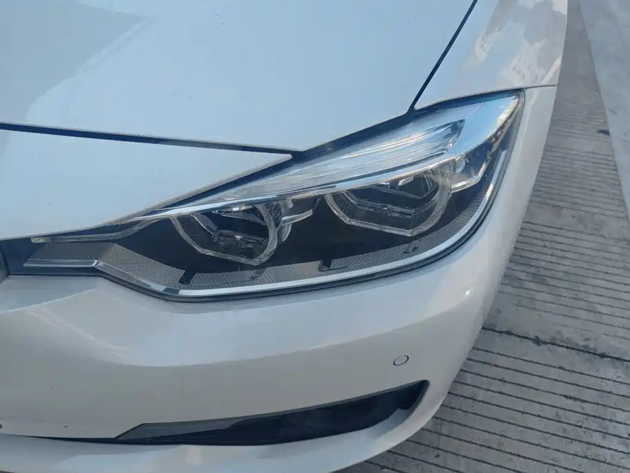 BMW 3 Series — миниатюра 5