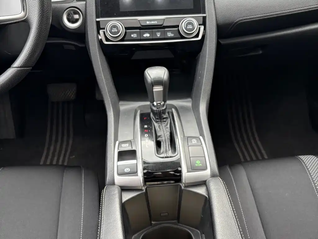 Honda Civic — миниатюра 8