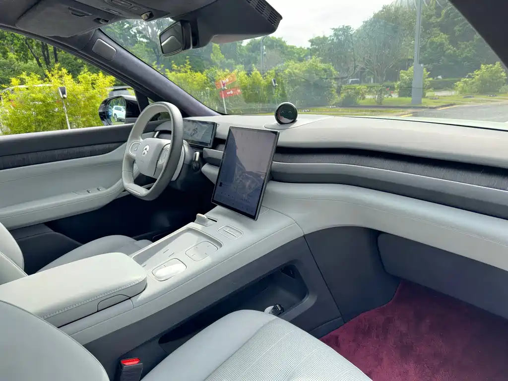 NIO ES8 — миниатюра 14