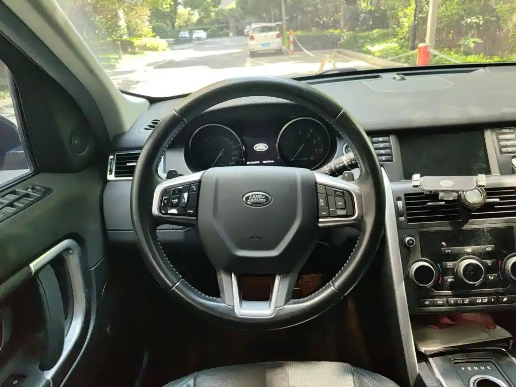 Land Rover Discovery Sport — миниатюра 11