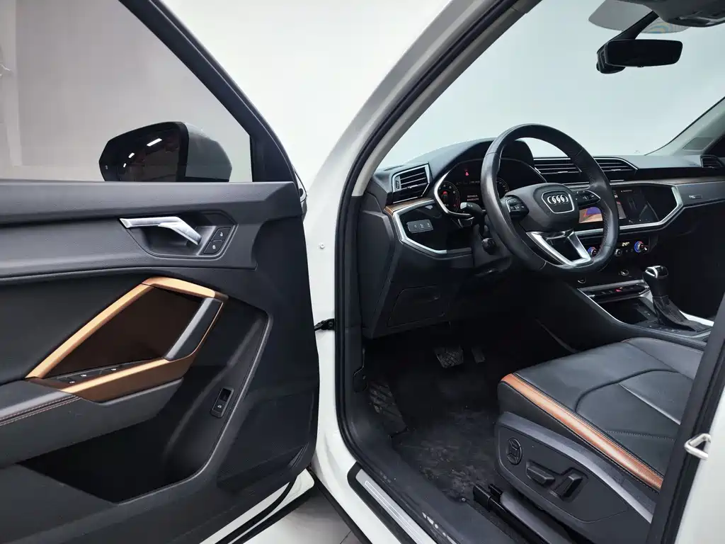 Audi Q3 — миниатюра 7
