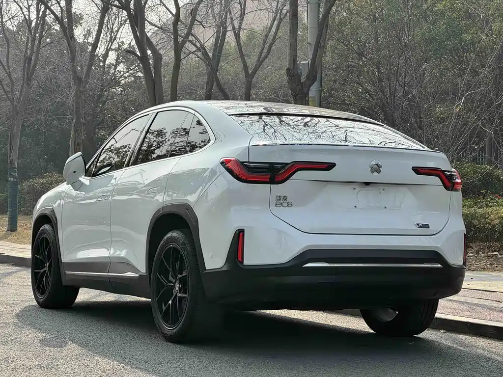 NIO NIO EC6