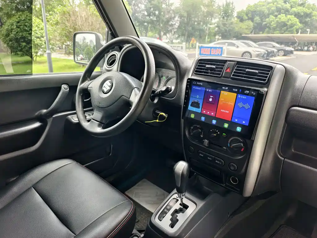 Suzuki Jimny — миниатюра 20