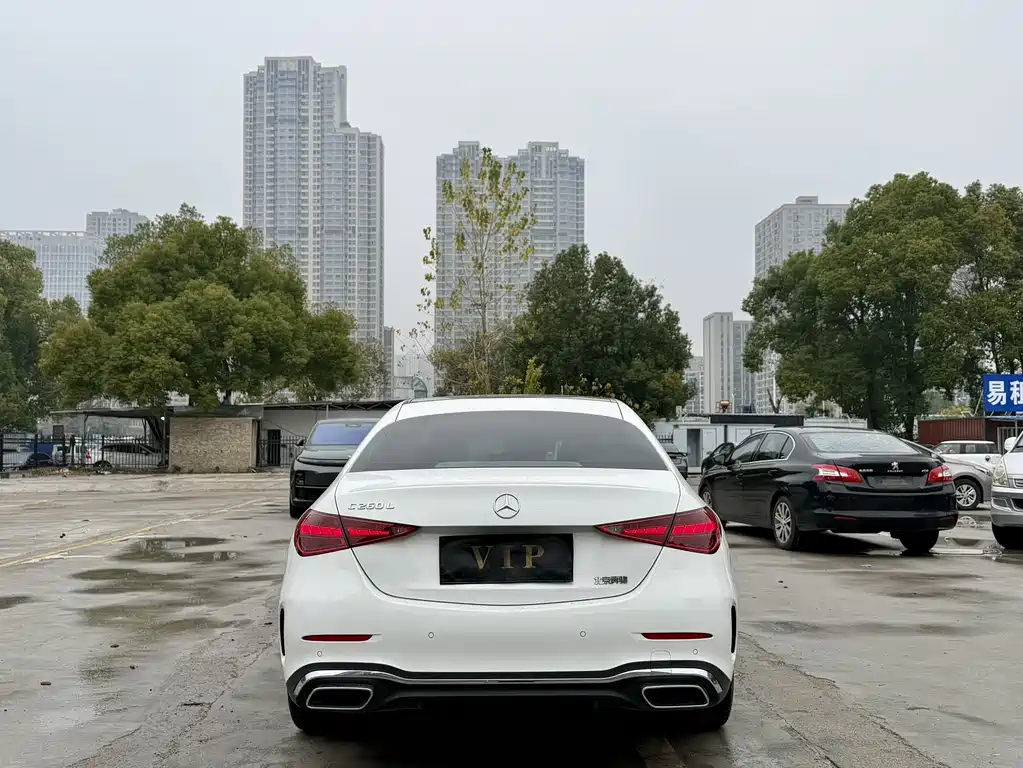 MERCEDES-BENZ C CLASS