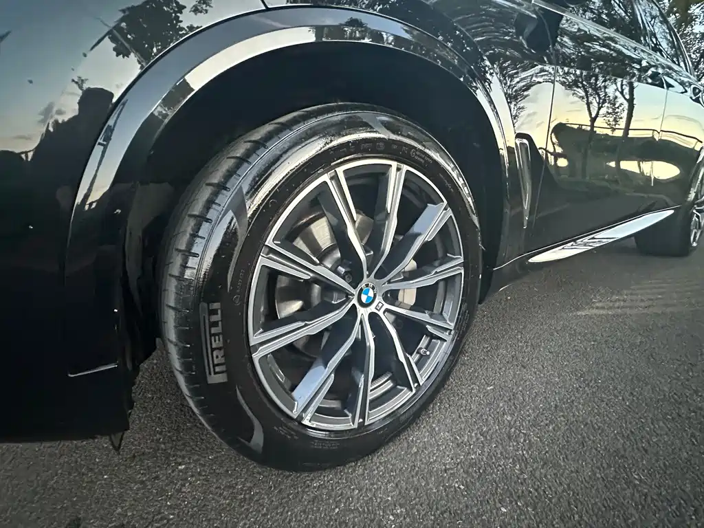 BMW X5 — миниатюра 10