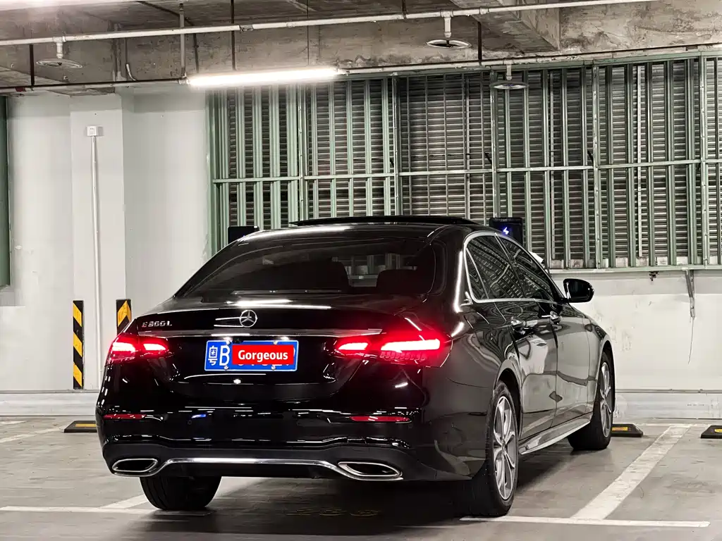 Mercedes-Benz E-Class — миниатюра 56