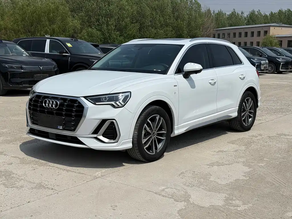 Audi Q3 2023