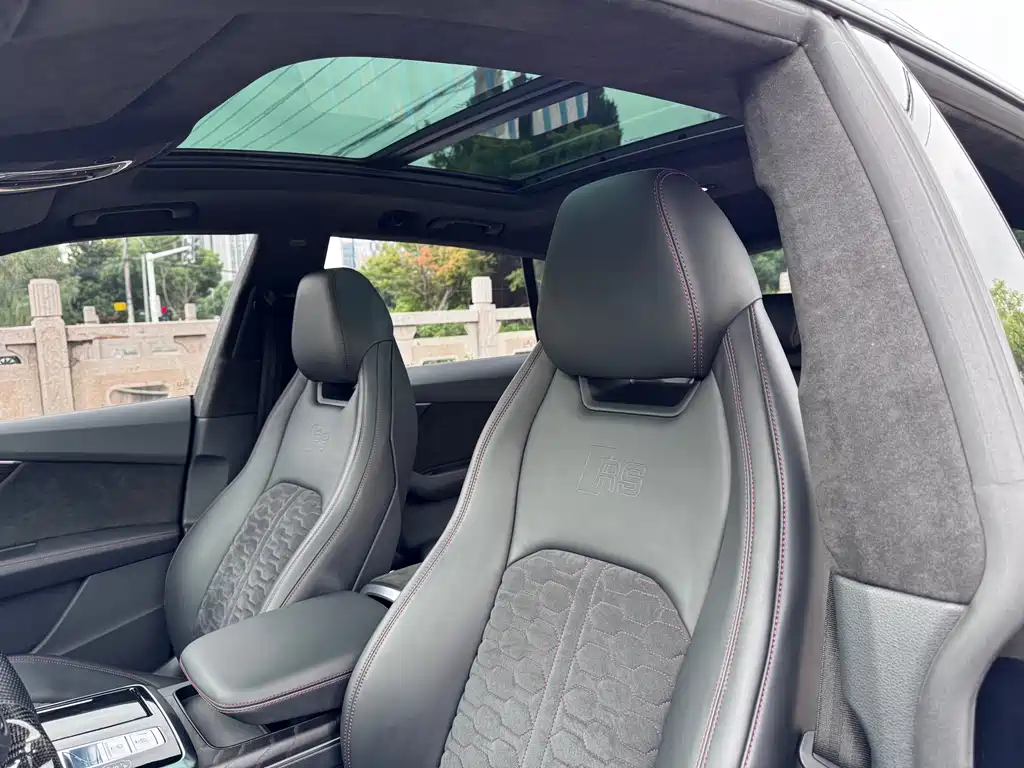 Audi Q8 2021 55 TFSI Luxury