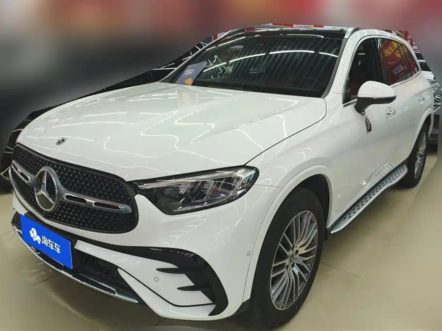 MERCEDES-BENZ GLC