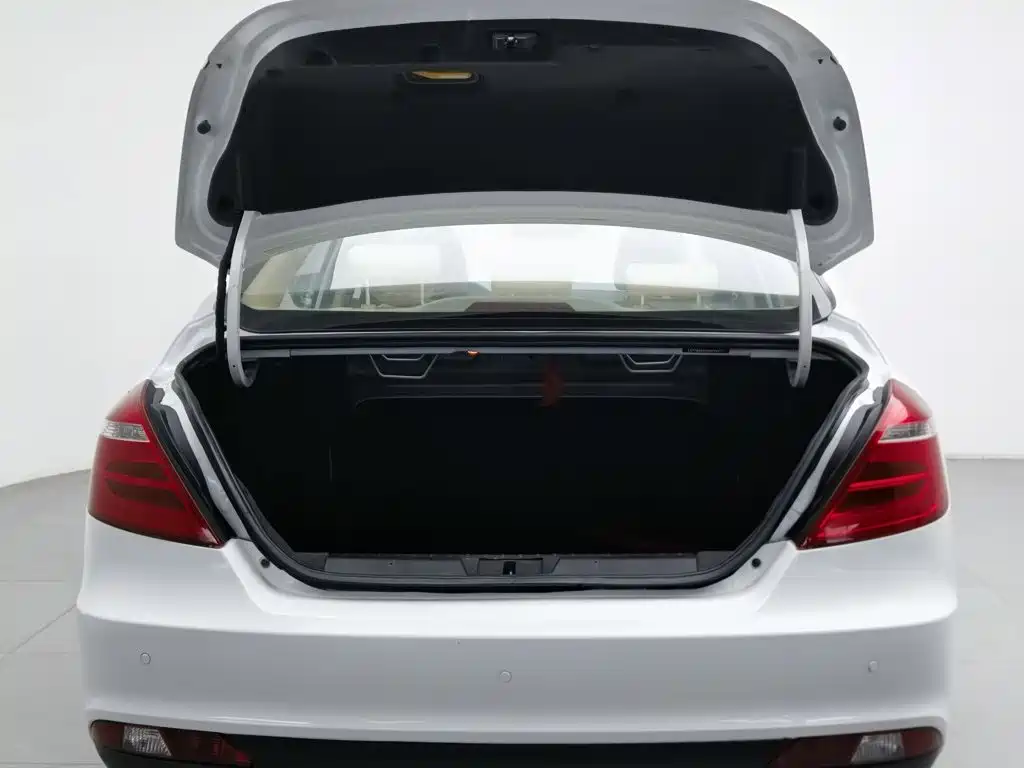 Geely Emgrand — миниатюра 16