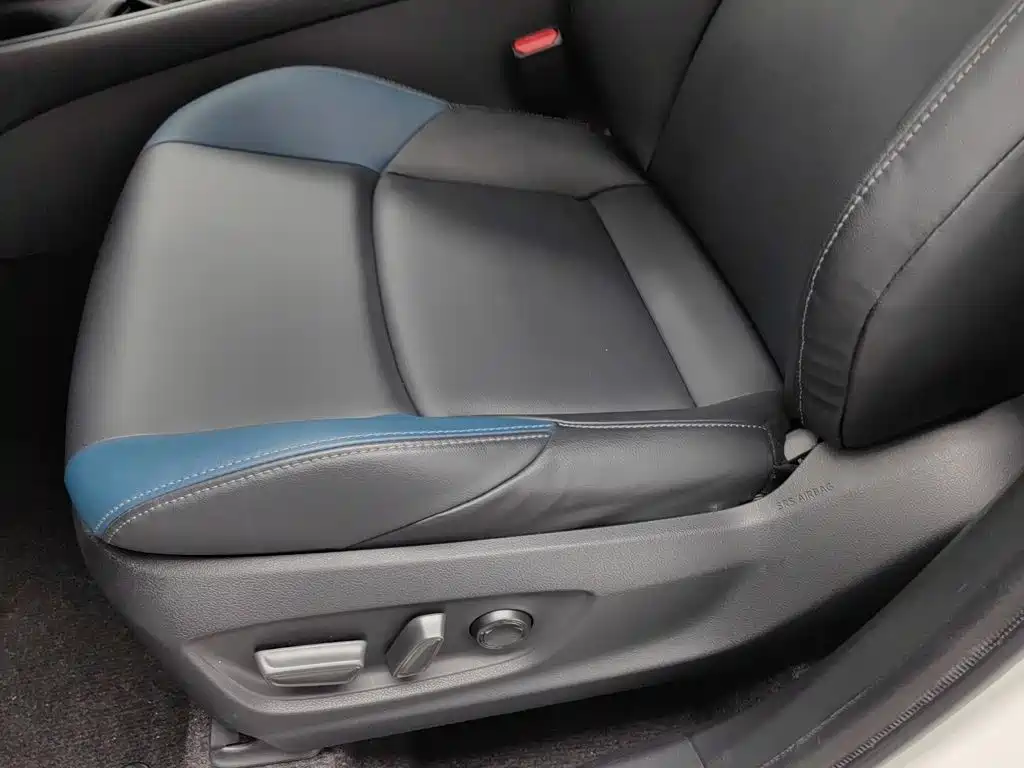 Toyota IZOA — миниатюра 20
