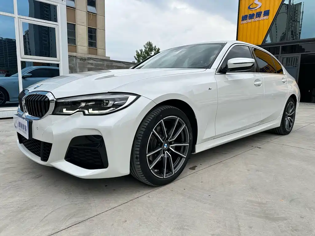 BMW 3 Series 2022