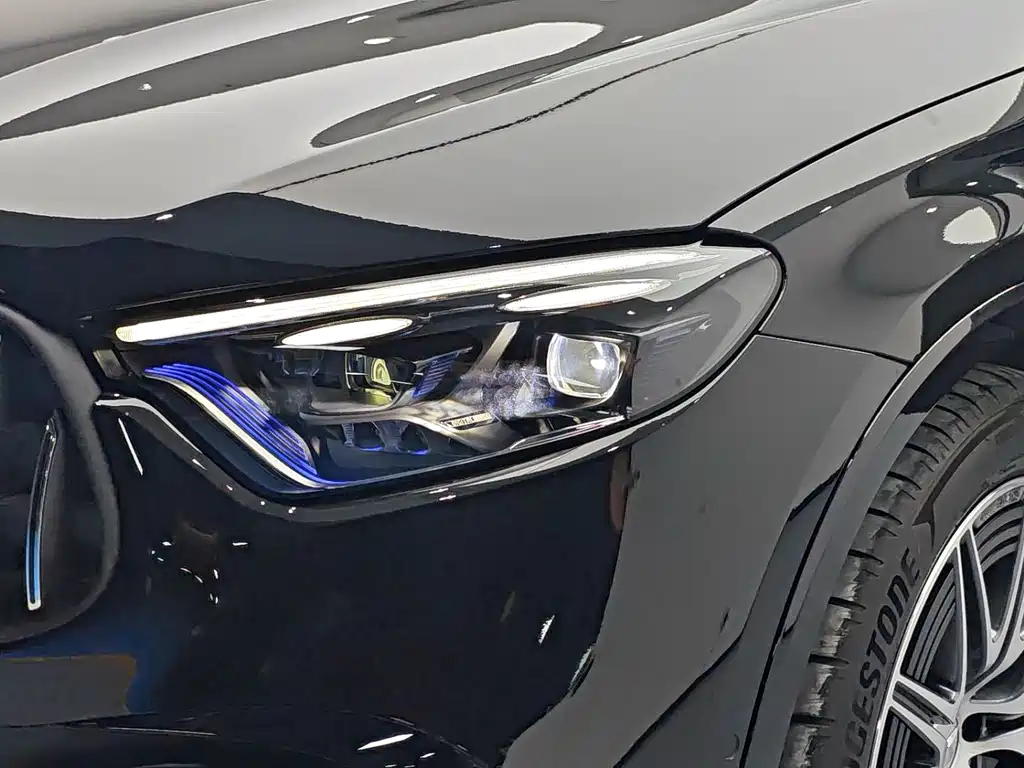 Mercedes-Benz GLC AMG — миниатюра 10