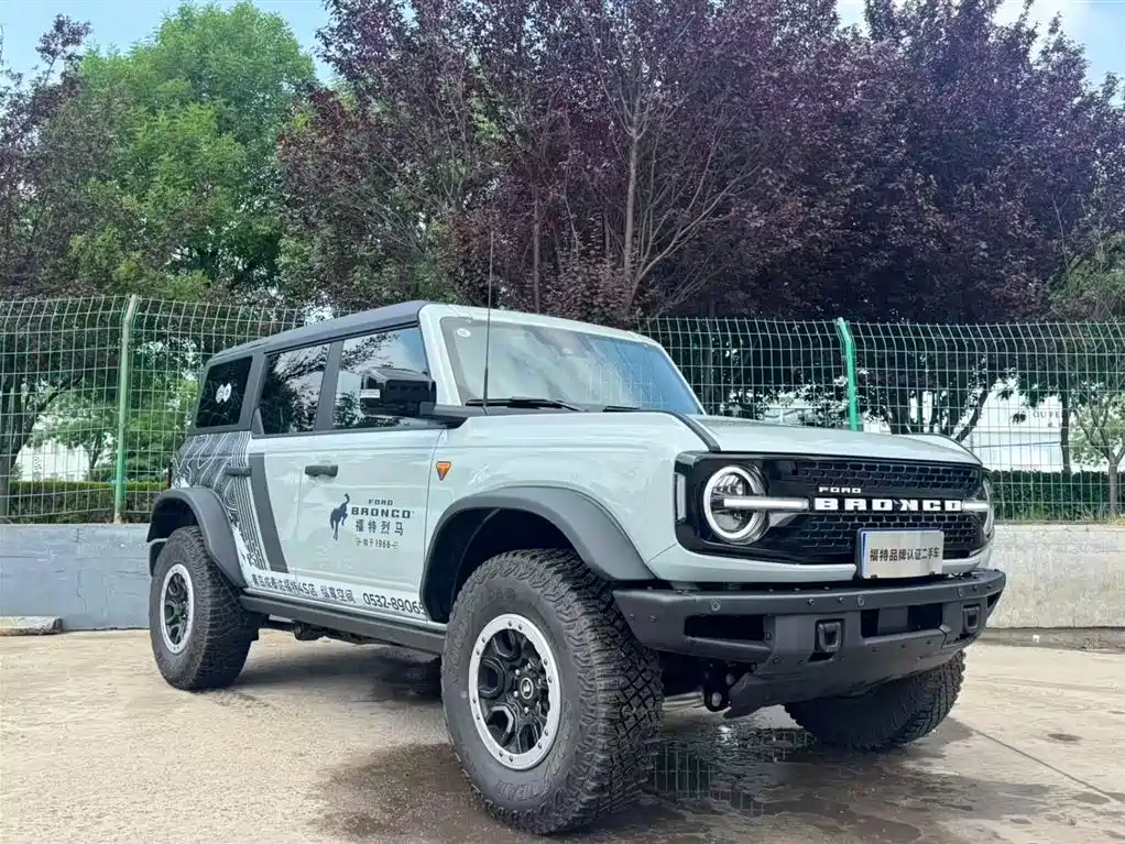 Ford Bronco 2025