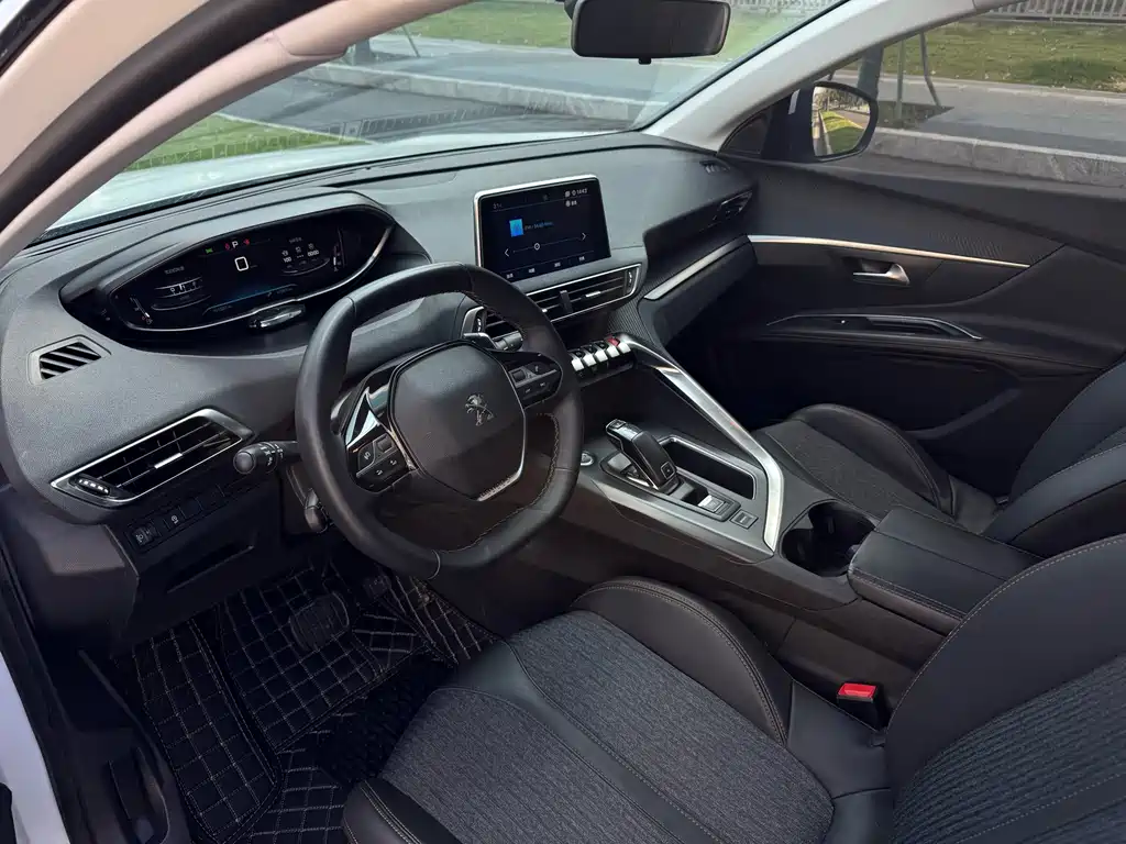 Peugeot 4008 — миниатюра 4