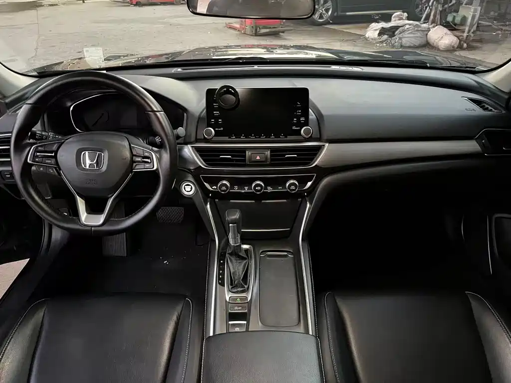 Honda Inspire — миниатюра 10