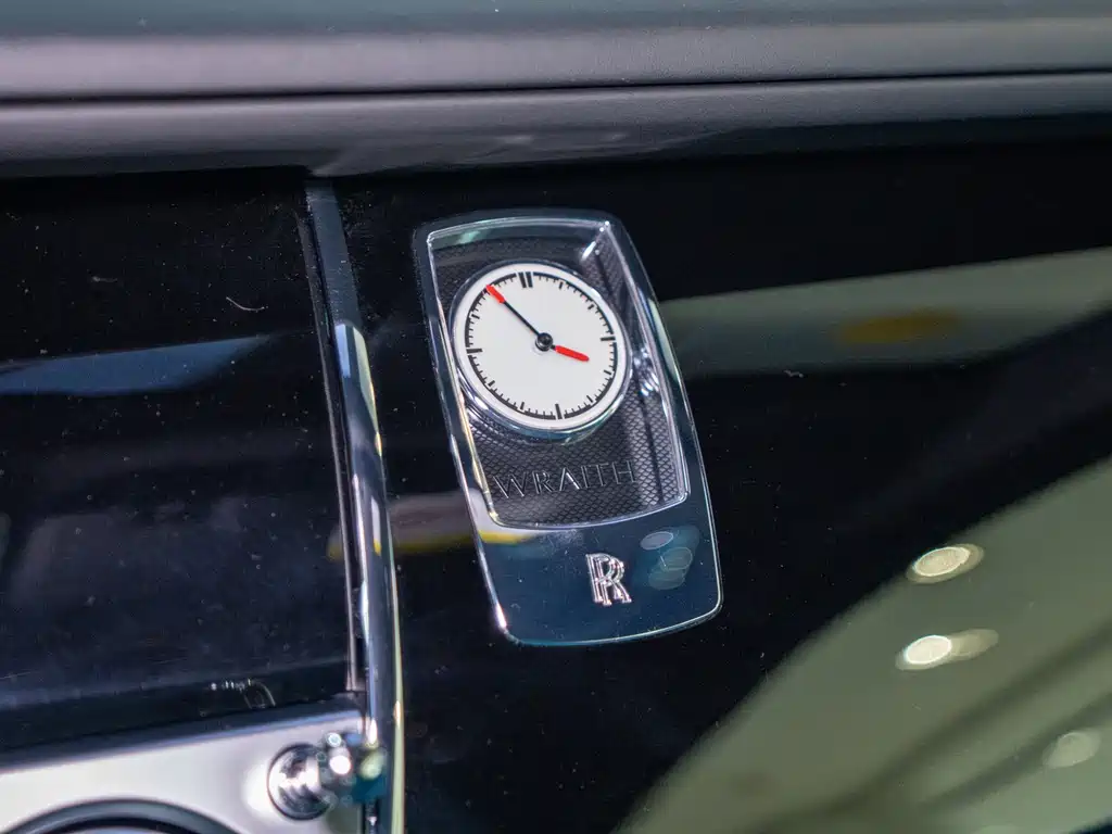 Rolls-Royce Wraith — миниатюра 12