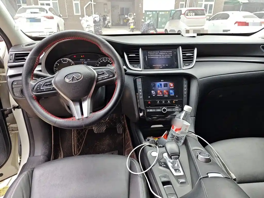 Infiniti QX50 — миниатюра 10