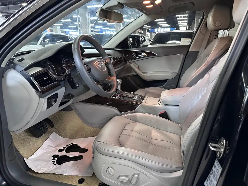 Audi A6L 2012 35 FSI Luxury