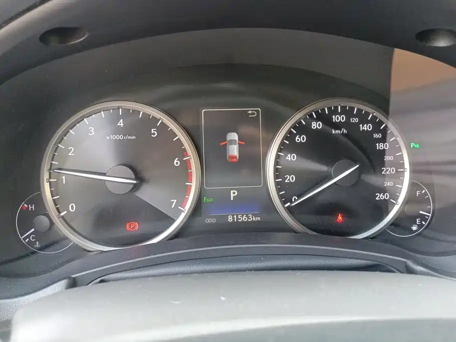 Lexus NX — миниатюра 13