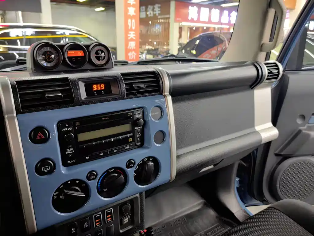 Toyota FJ Cruiser FJ 2018 4.0L AT