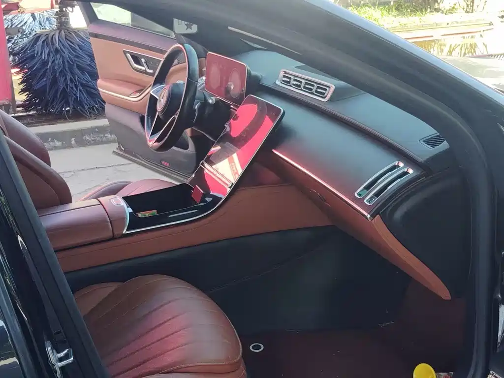 Mercedes-Benz S-Class — миниатюра 16