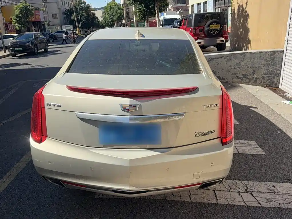 Cadillac XTS — миниатюра 7