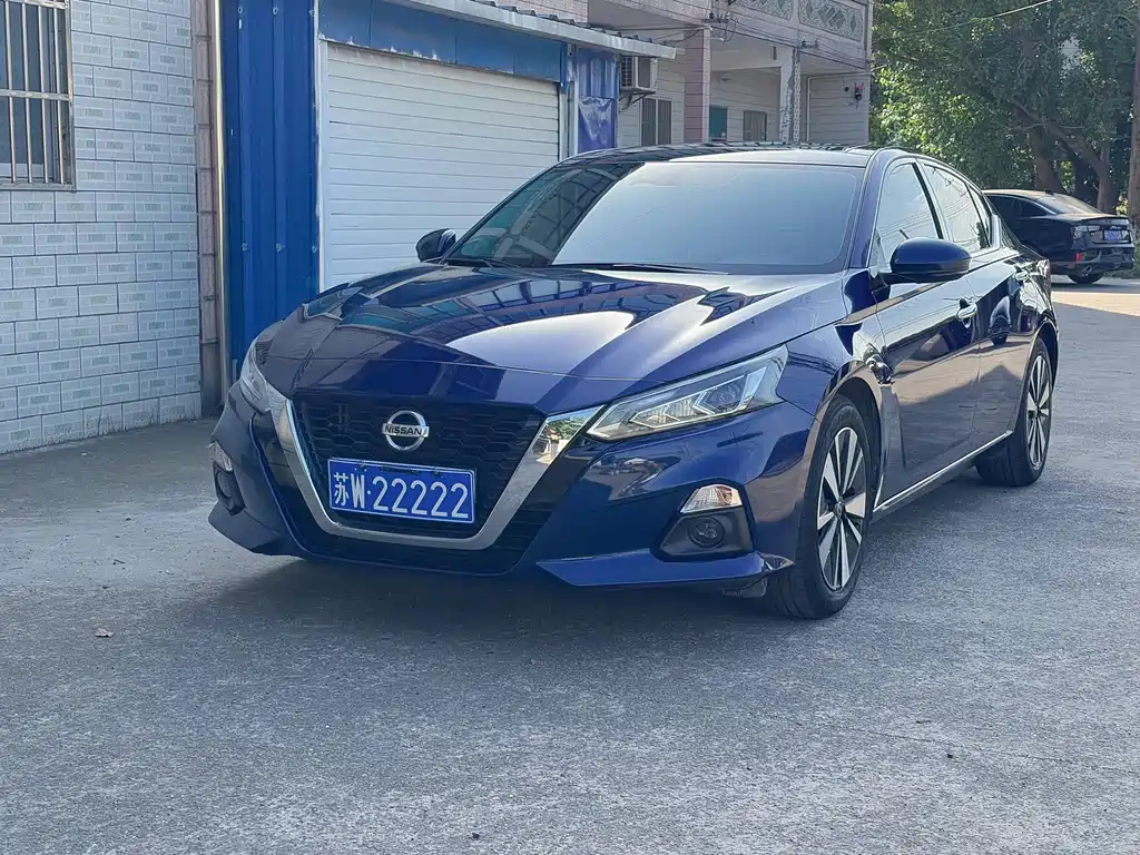 Nissan Teana 2022
