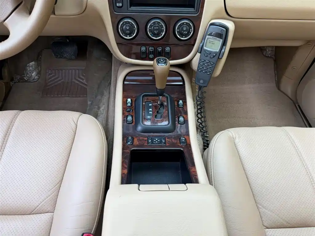 Mercedes-Benz M 2002 ML 320