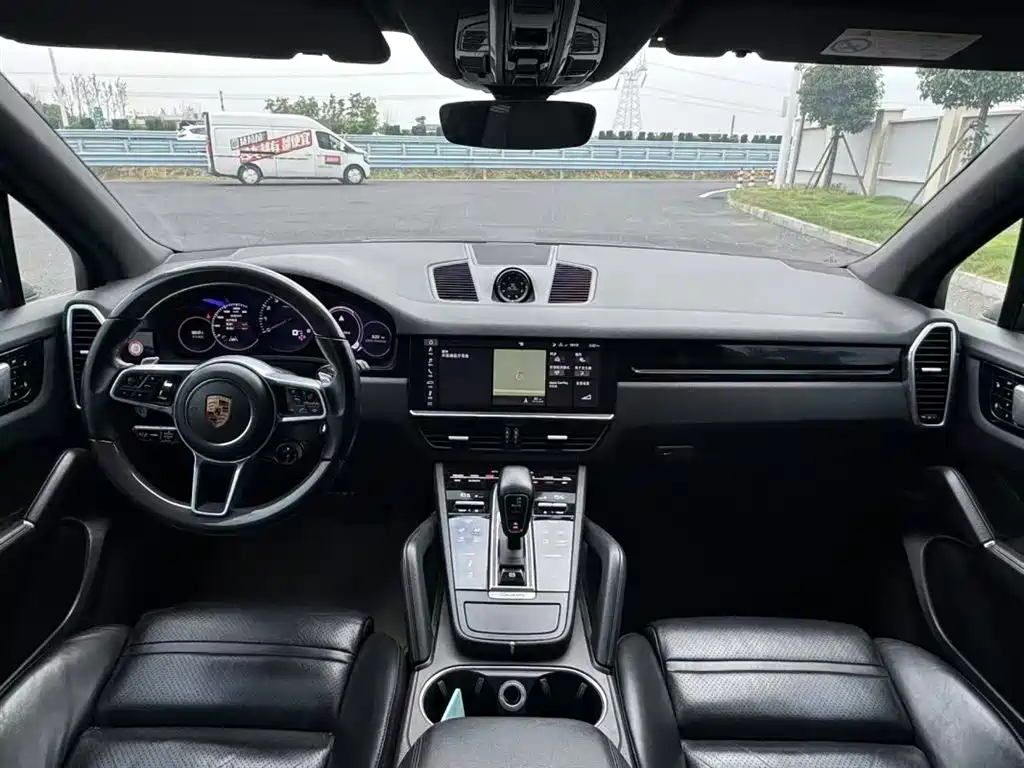 Porsche Cayenne 2018 Cayenne 3.0T