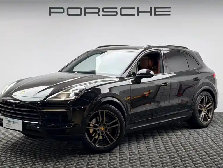 Porsche Cayenne 2022