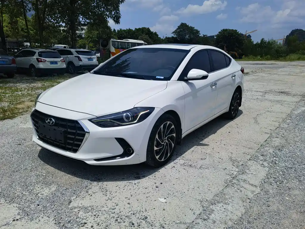 Hyundai Elantra 2019