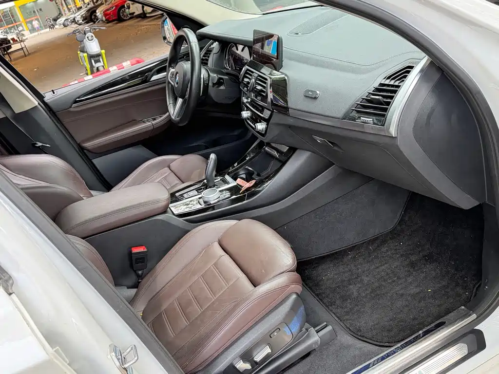 BMW X3 — миниатюра 16